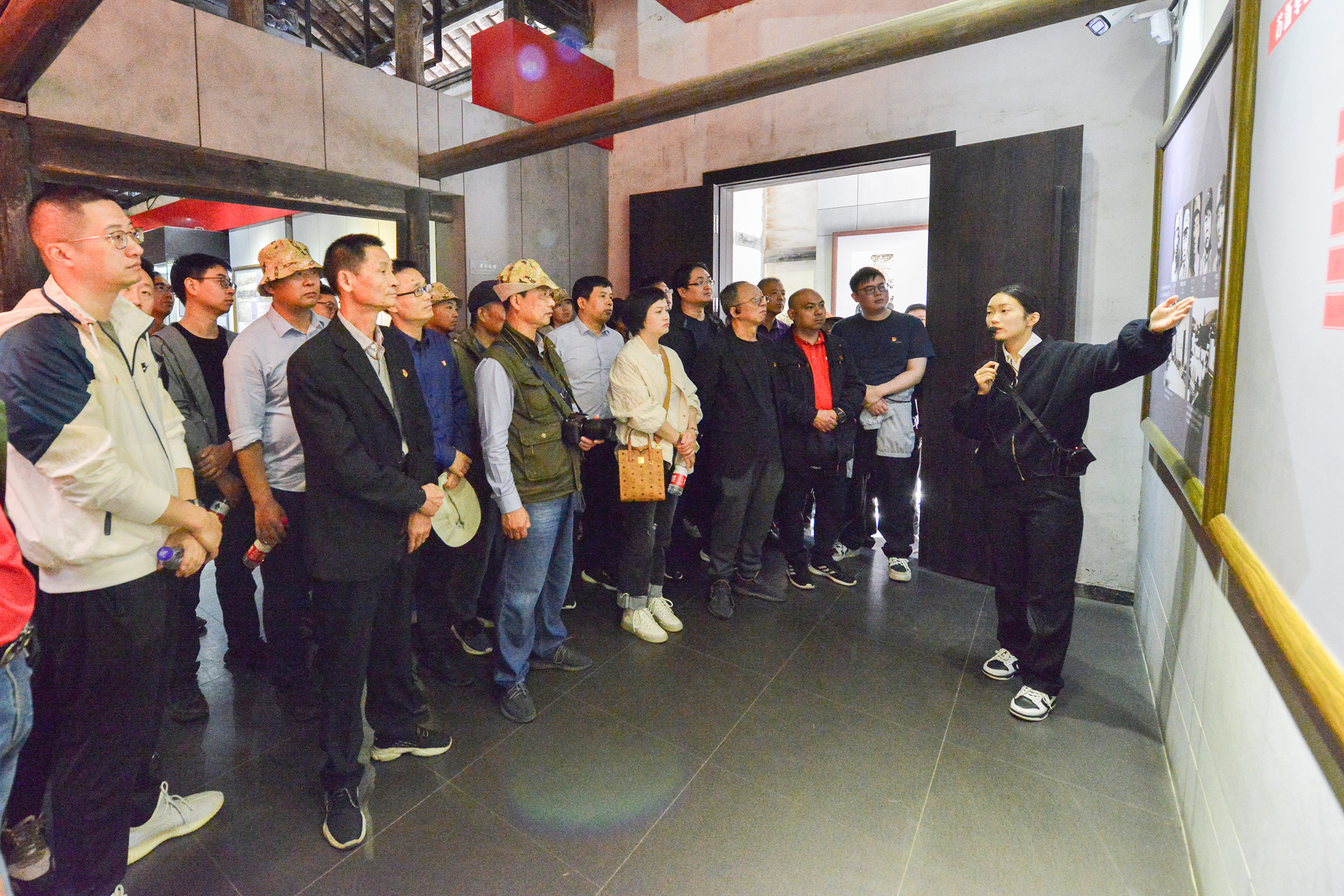 走訪紅色基地 領悟初心使命——巨人集團黨委開展黨建活動