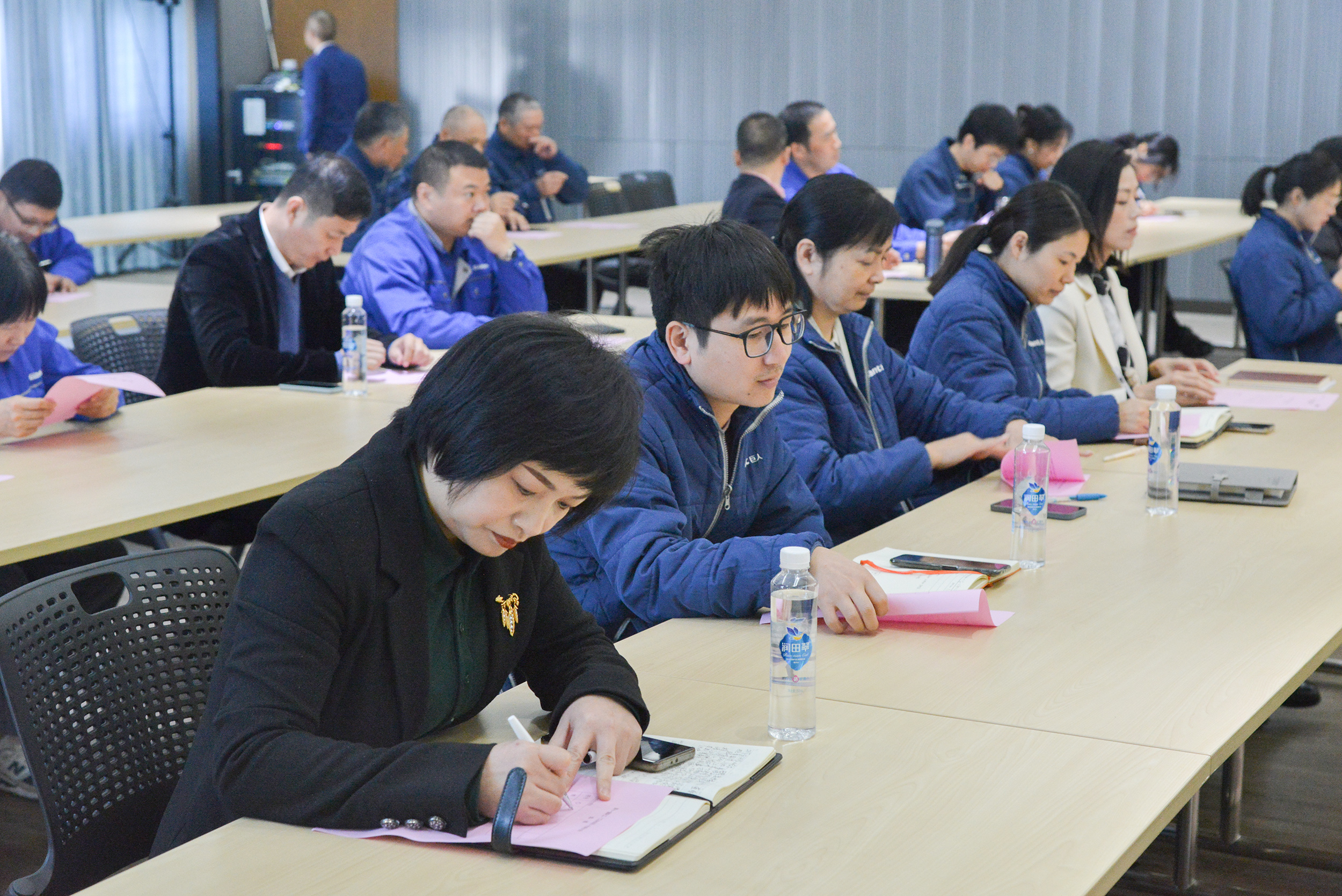 共建幸福家園 同創(chuàng)美好明天——巨人集團(tuán)第十一屆職代會召開 共建幸福家園 同創(chuàng)美好明天——巨人集團(tuán)第十一屆職代會召開